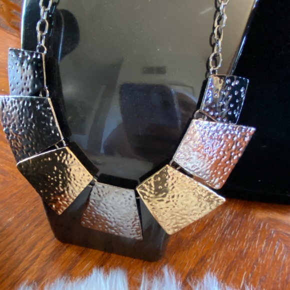 Everything must go sale - Picture 9 of 12